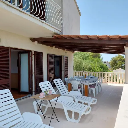 Seafront House Nusha Holiday home