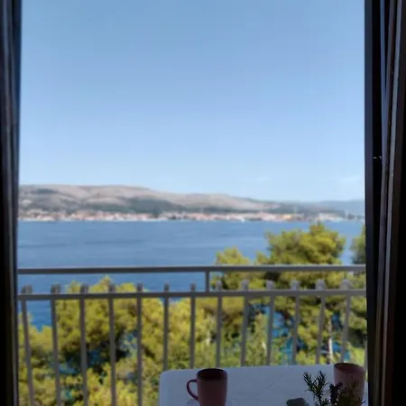 Seafront House Nusha * Donji Okrug (Ciovo)
